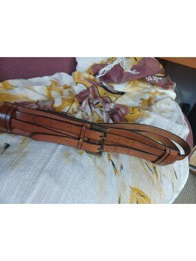 Club Monaco Vintage 90's Women's Brown Leather Belt Brass Buckle Size XS